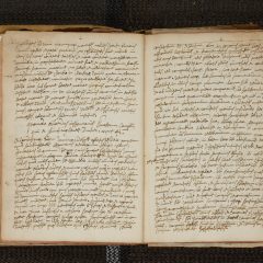 Médiathèque Louis Aragon de Calais. Historia Guinensium Comitum et Ardeae dominorum=Histoire de Guînes et d’Ardres. XVIIe siècle.